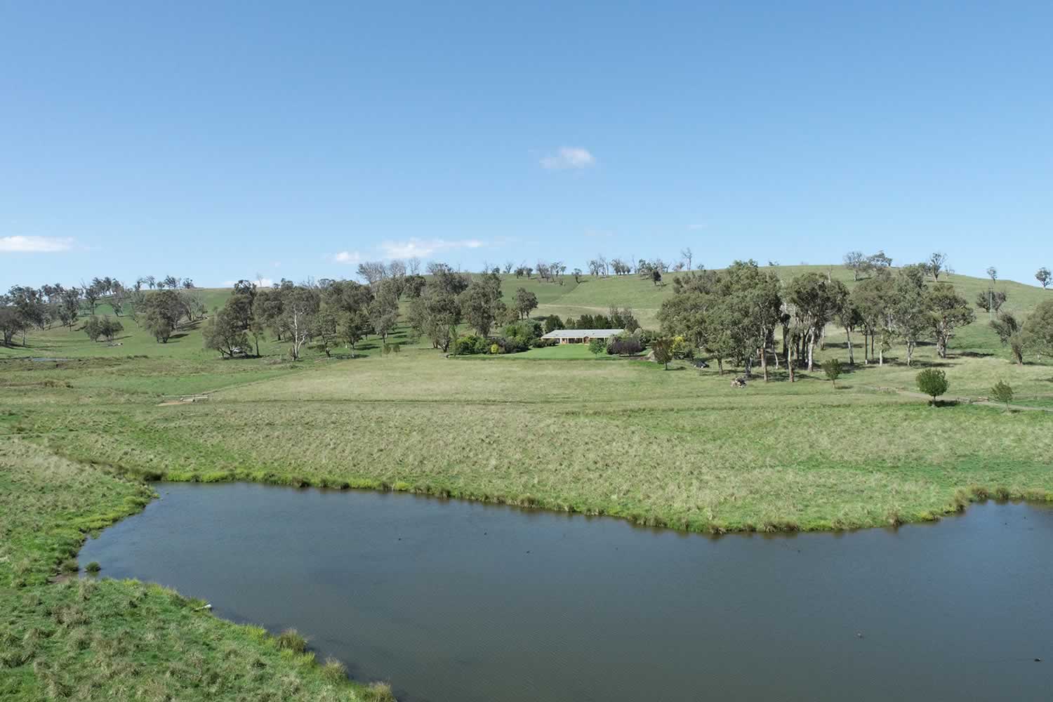 lakeside-property-for-sale-1